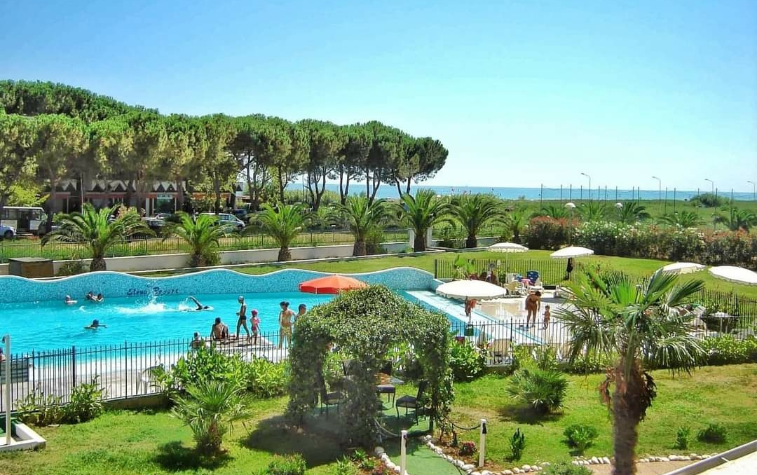 PISCINA GRATIS